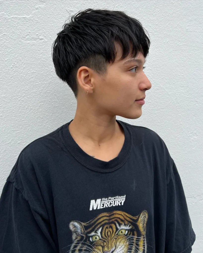 Undercut-Mop-Frisur