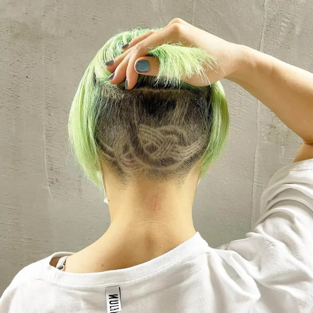  Bob Undercut für dünnes Haar