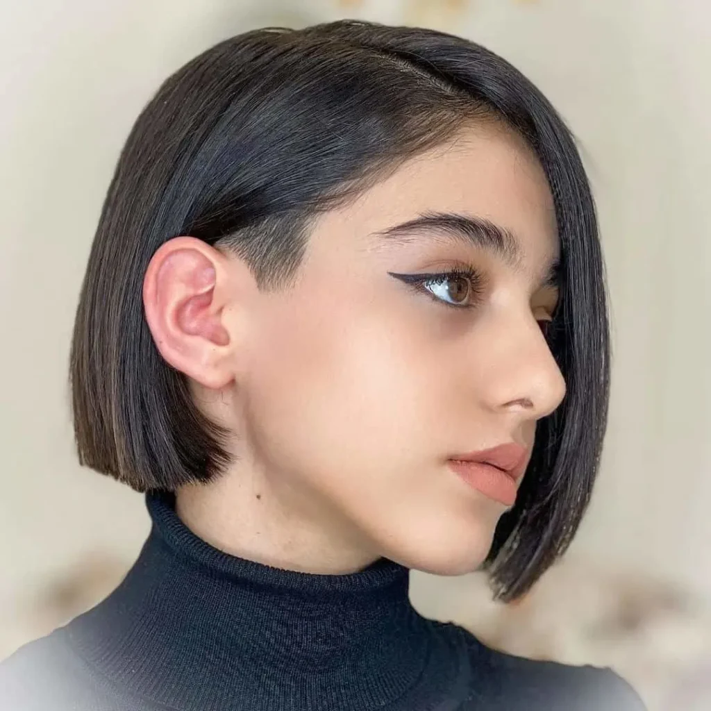 Kleiner Undercut-Bob