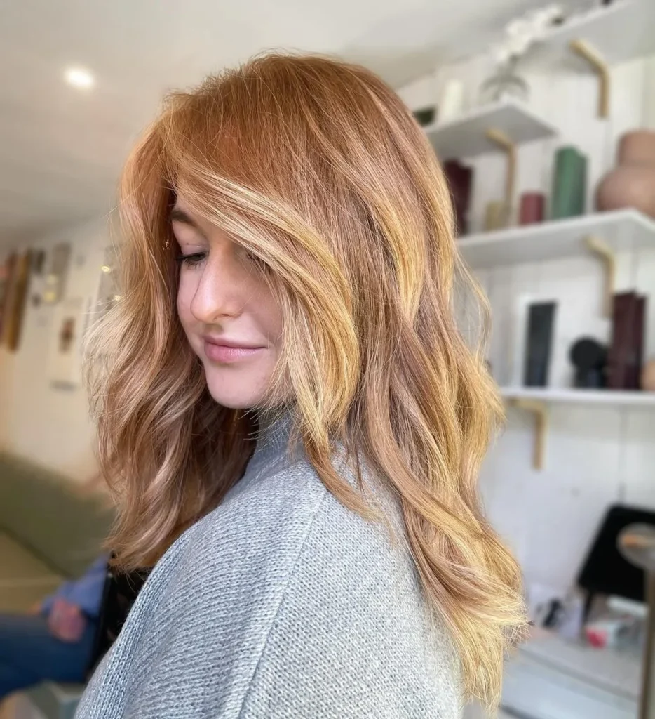 Erdbeerblond mit Highlights