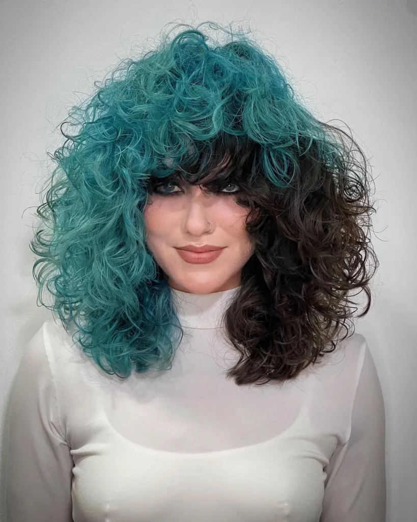 Mittellange Color-Blocking-Locken