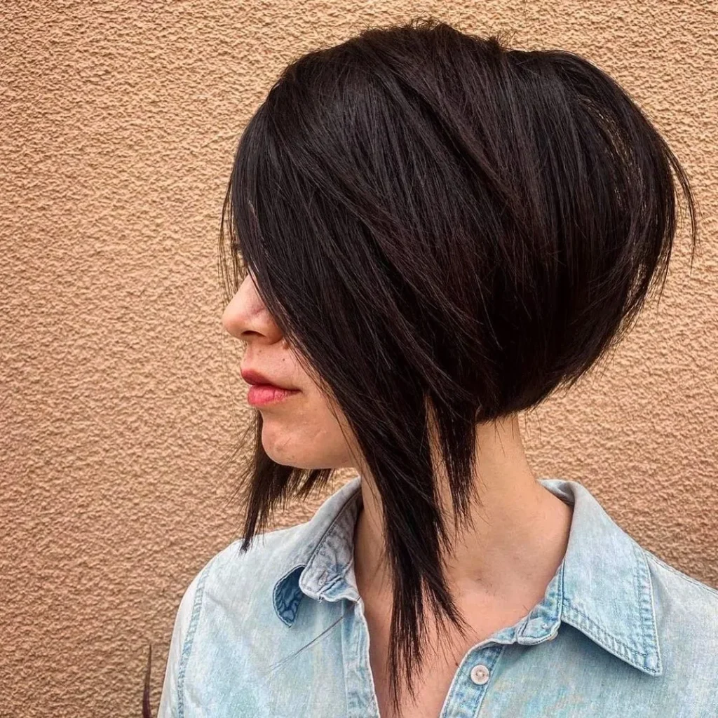 Asymmetrischer Pixie-Bob Haarschnitt