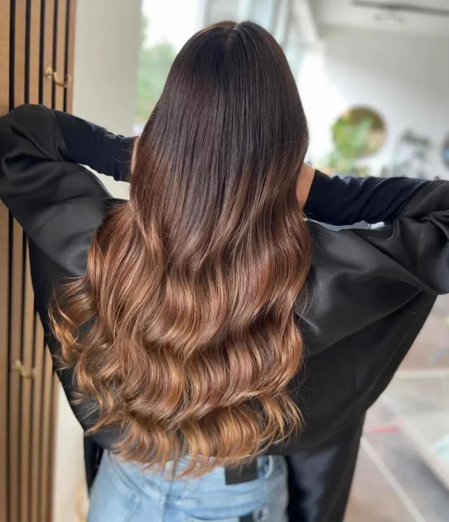 Dunkles Kastanienbraun Balayage