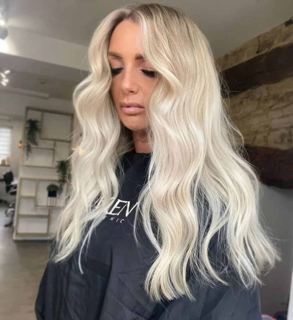 Gebleichtes blondes Balayage