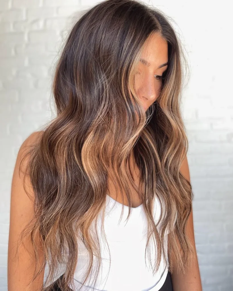 Kräftiges Honigbraun-Balayage