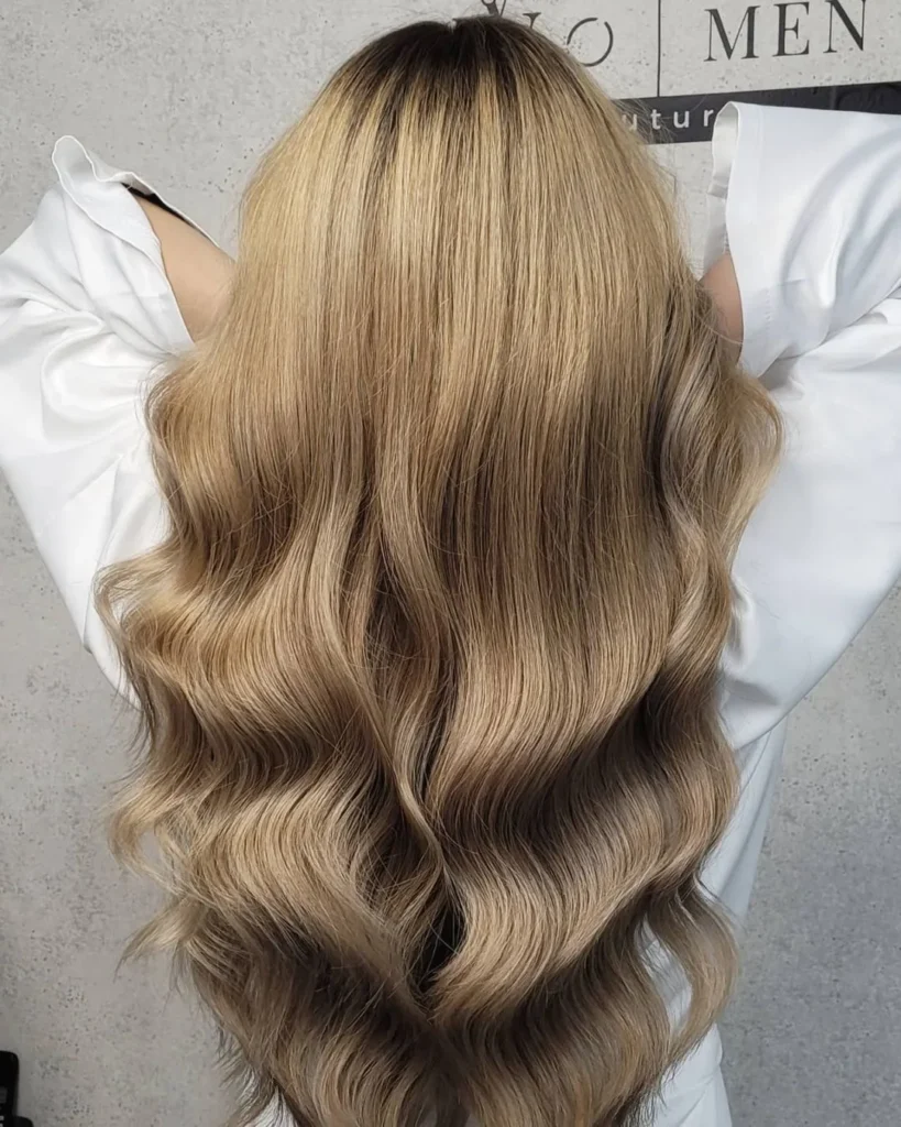 Brünett Balayage