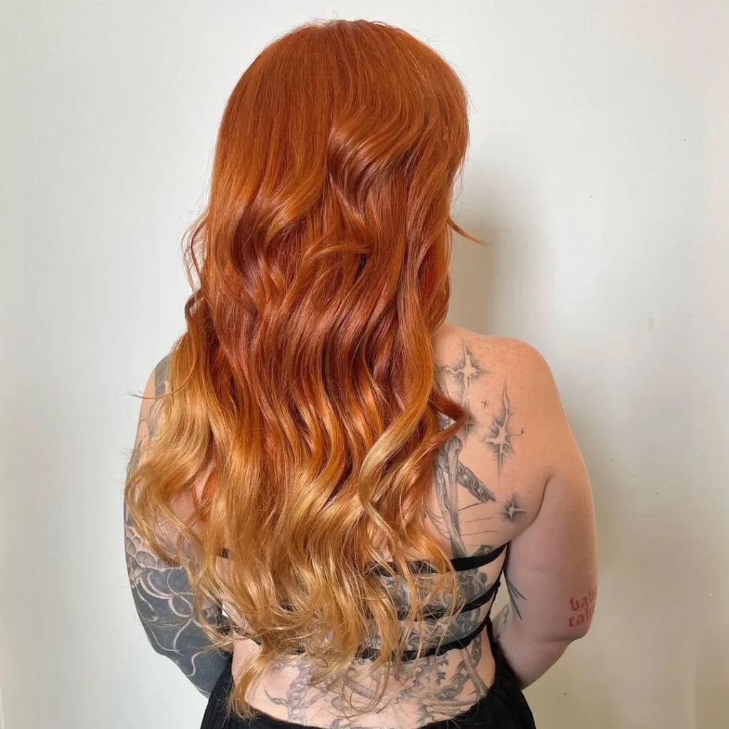 Natürlich rotes Haar mit blondem Balayage