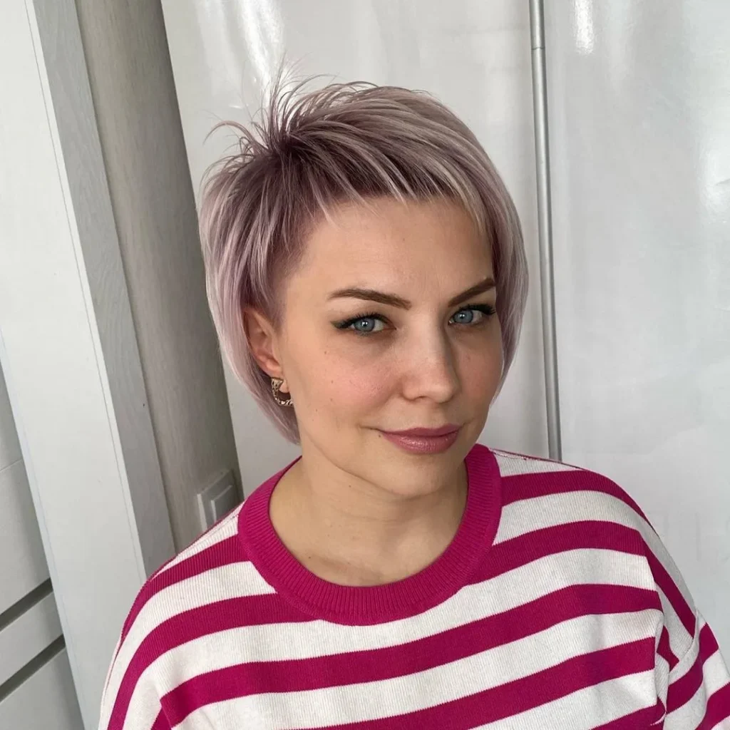 Pixie-Bob-Haarschnitt mit Babypony